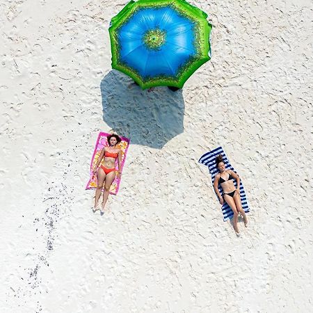 Summer Vibes Beach Front Rasdhoo ภายนอก รูปภาพ
